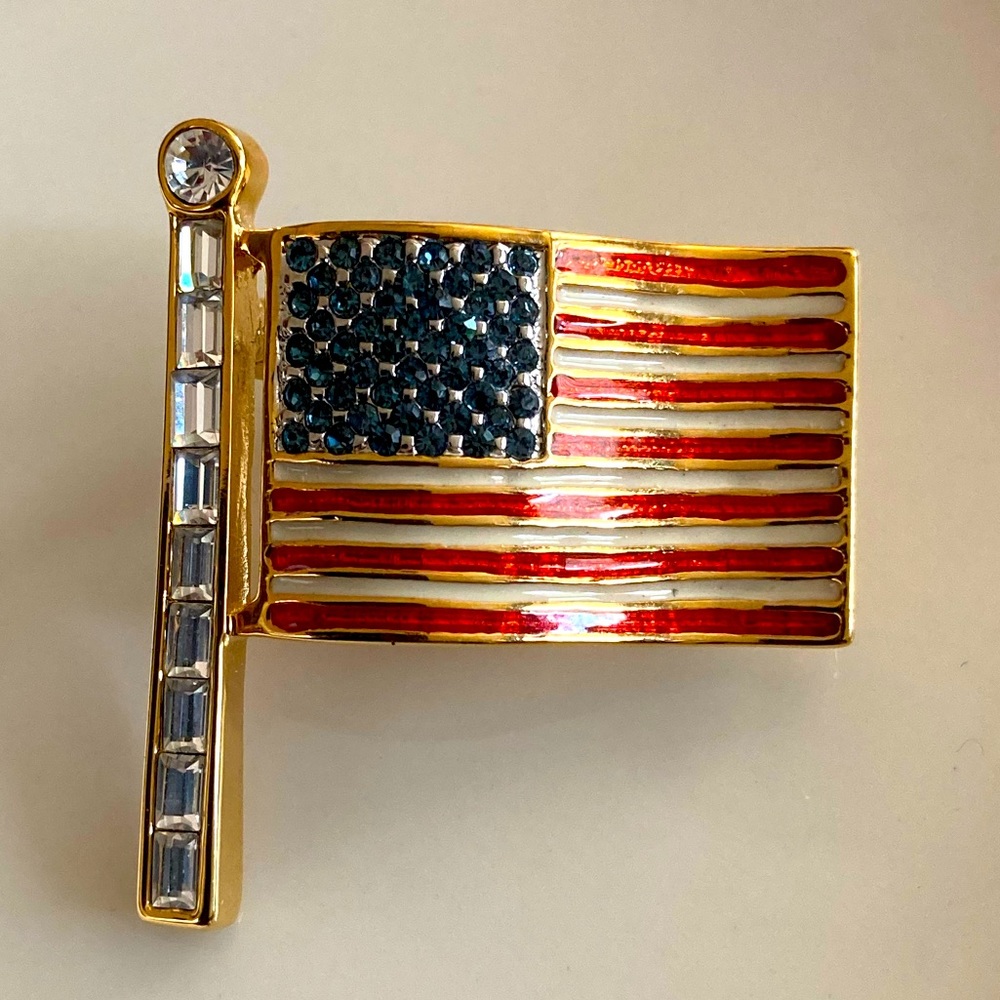 USA Flag Pin with Crystal Accents - Picture 2 of 4